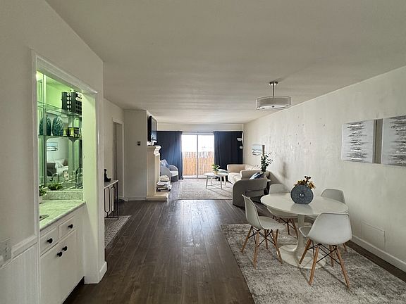 5th image of 1828 Camden Ave APT 103