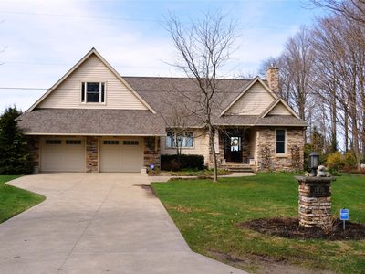 13730 Old Lake Rd, East Springfield, PA, 16411