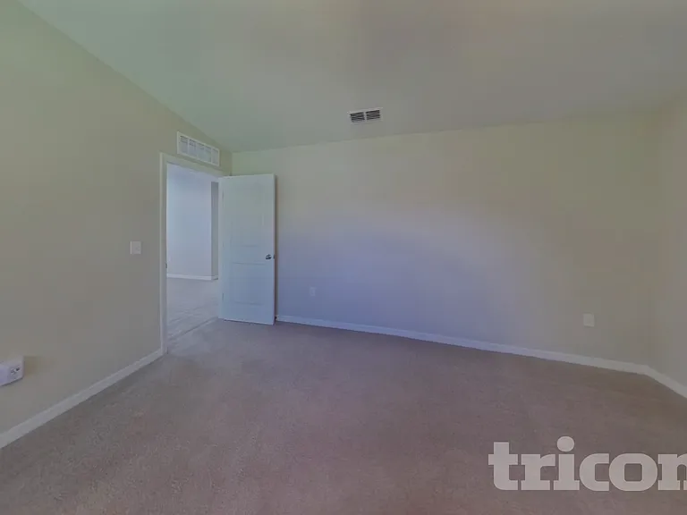 73 Bruce Ln — Photo 8