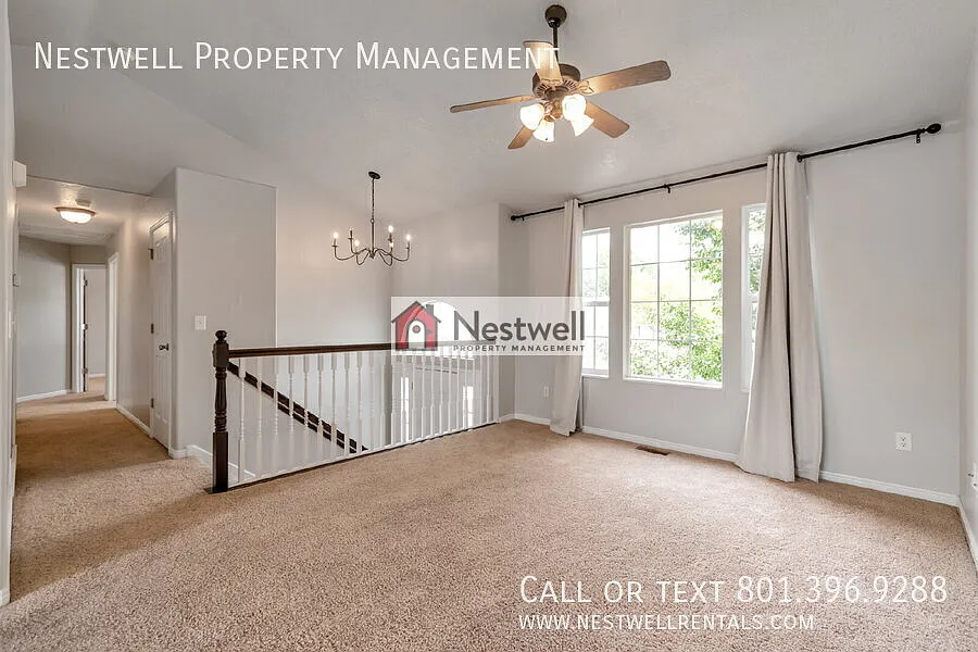 Gorgeous 4-bed Home in Herriman — Photo 4