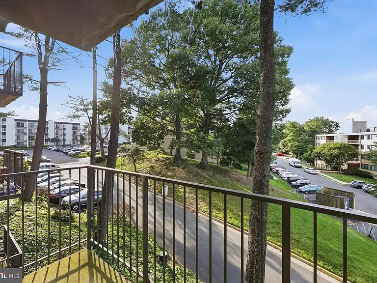 60 S Van Dorn St #202 — Photo 21