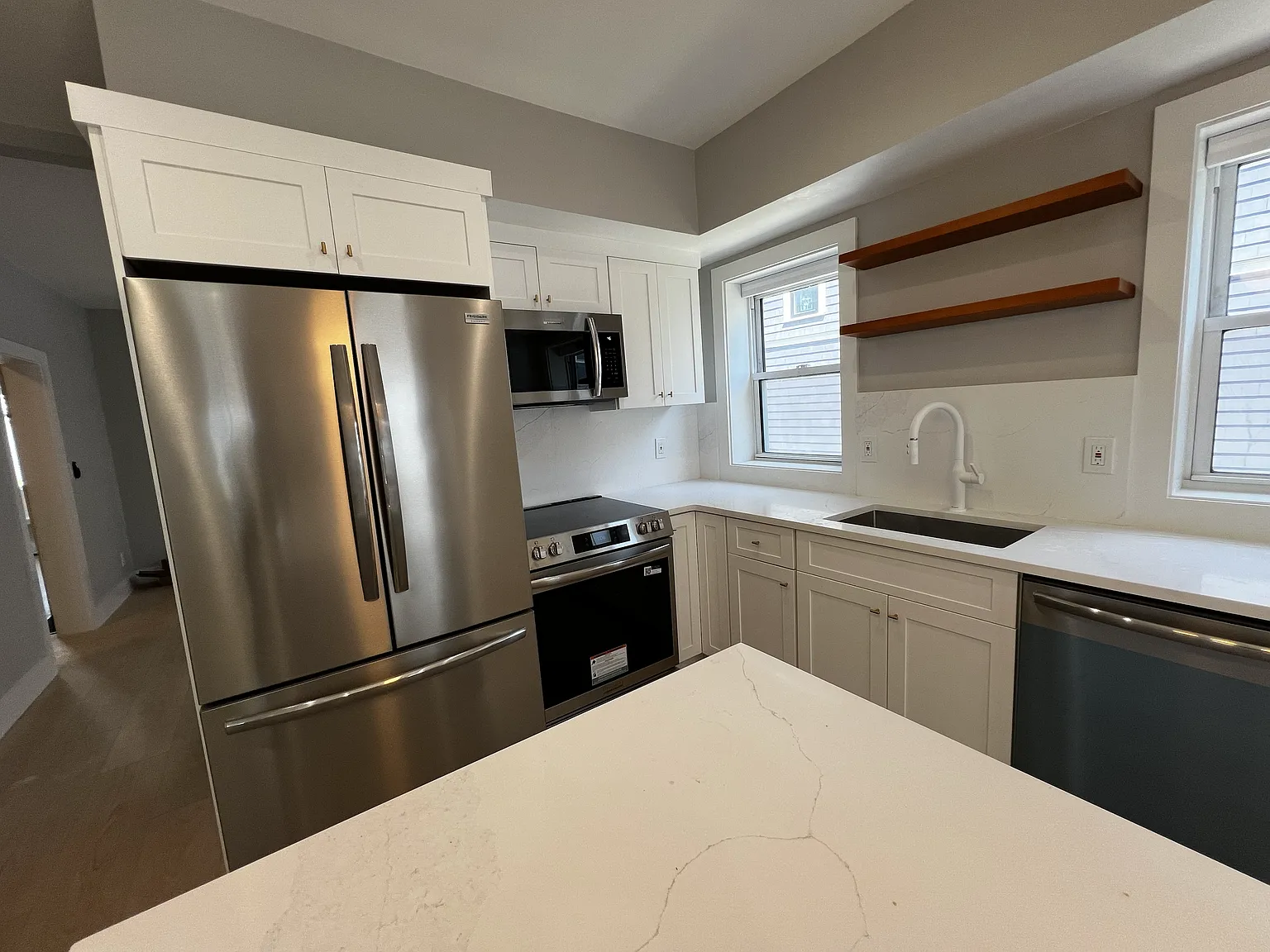 4 bed, $5,800 — Photo 4