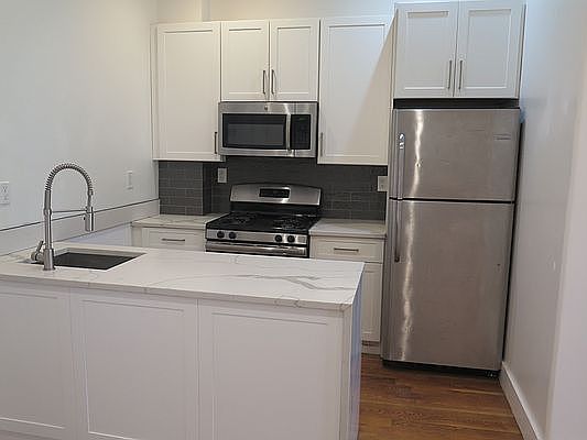 2nd image of 94 Lewis Ave #Garden2
