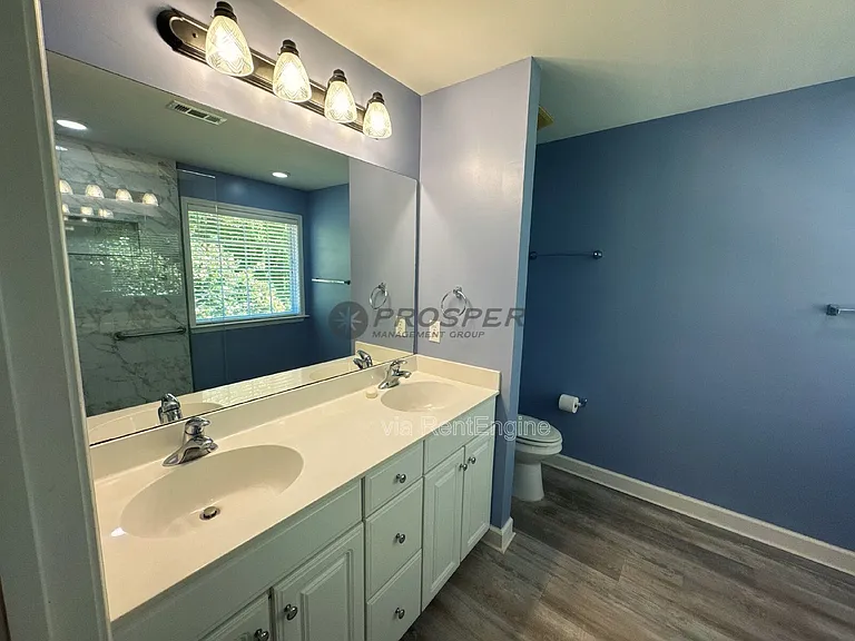 106 Wyndham Ct — Photo 9