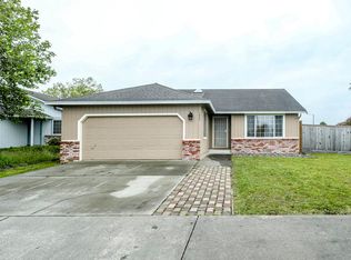 1477 Fernwood Dr, McKinleyville, CA 95519