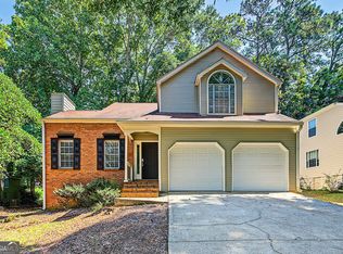 1009 Cobb Place Manor Dr, Marietta, GA 30066