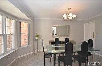 3rd image of 1601 Fahrpark Ct