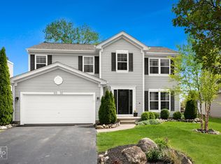 5010 Thistle Ln, Lake In The Hills, IL 60156