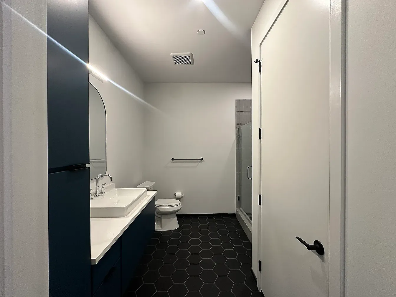 Studio, 529 sqft, $1,695 — Photo 3