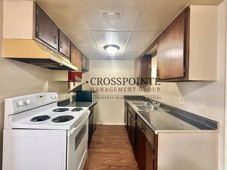 South Bois D Arc 514 — Photo 17