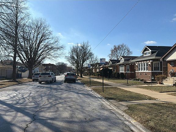 4th image of 8404 S Blackstone Ave