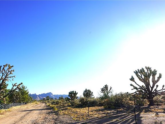 2nd image of 000 N PEACH Drive