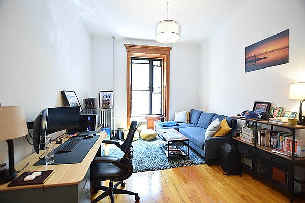 1st image of 67 W 68th St APT 4A