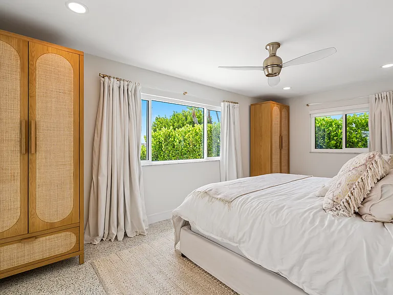 2882 W Vina Del Mar Blvd — Photo 24