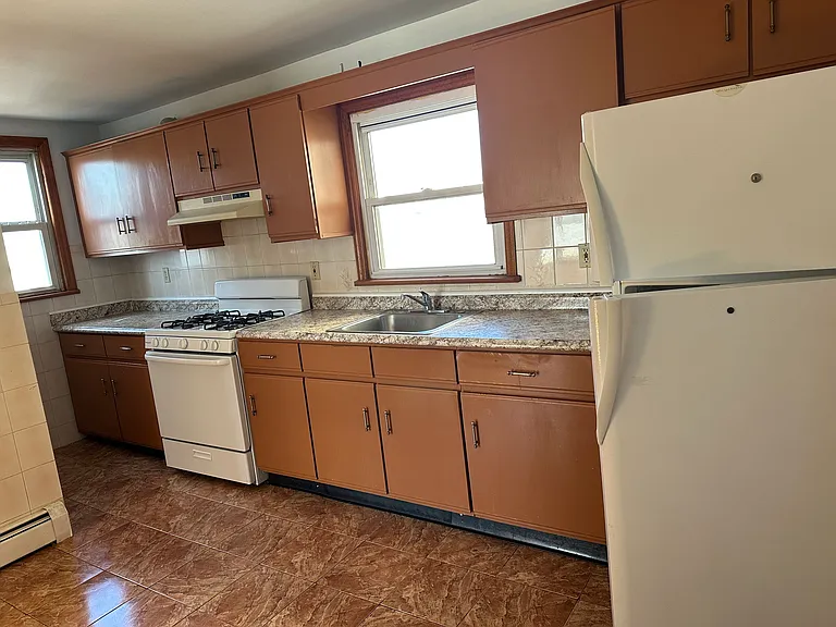 404 N 3rd St #2 — Photo 3