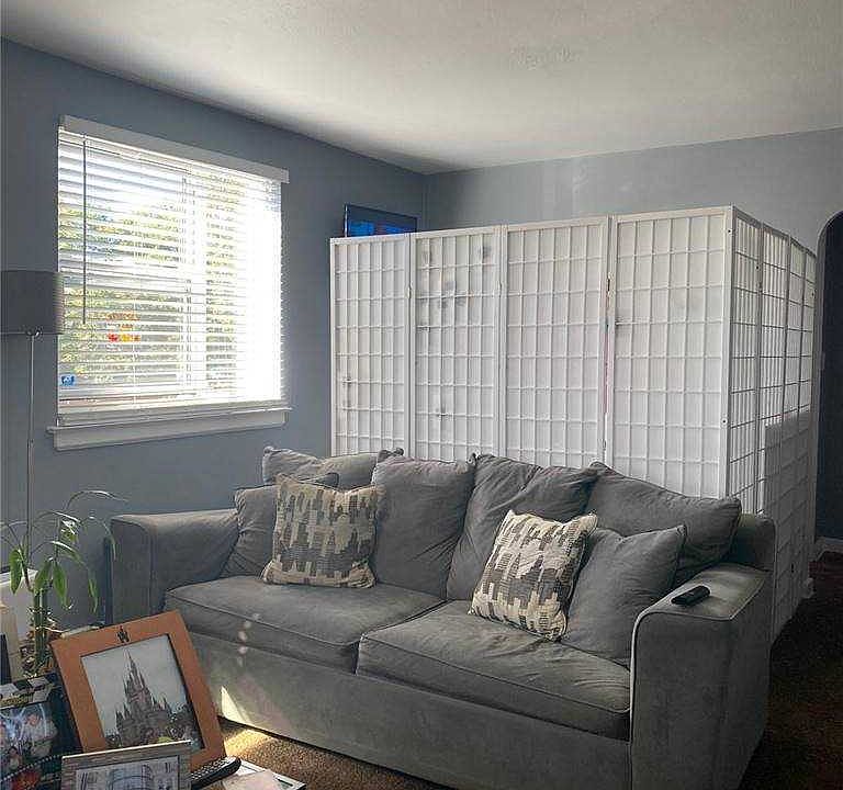 1st image of 247-76B 77th Cres #2