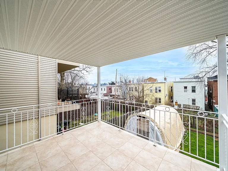 188 Arlington Ave #1 — Photo 10