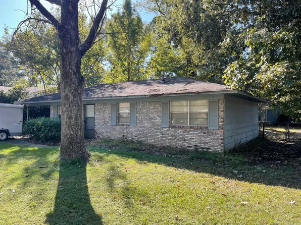 7419 Marcia Dr, Little Rock, AR 72209