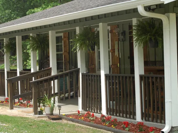 388 Harkins Lake Rd, Fayette, AL 35555