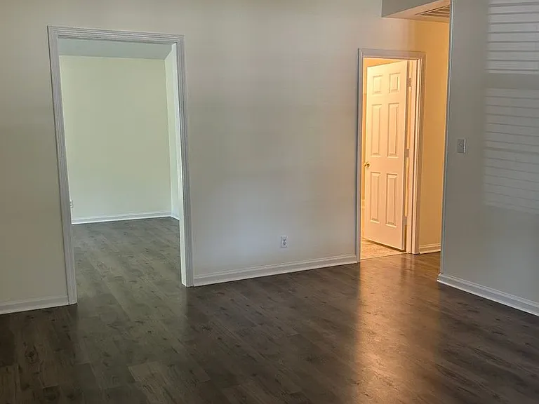 4320 Roundtable Ct — Photo 5