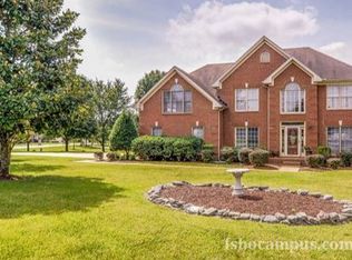 100 Huntington Pl, Hendersonville, TN 37075