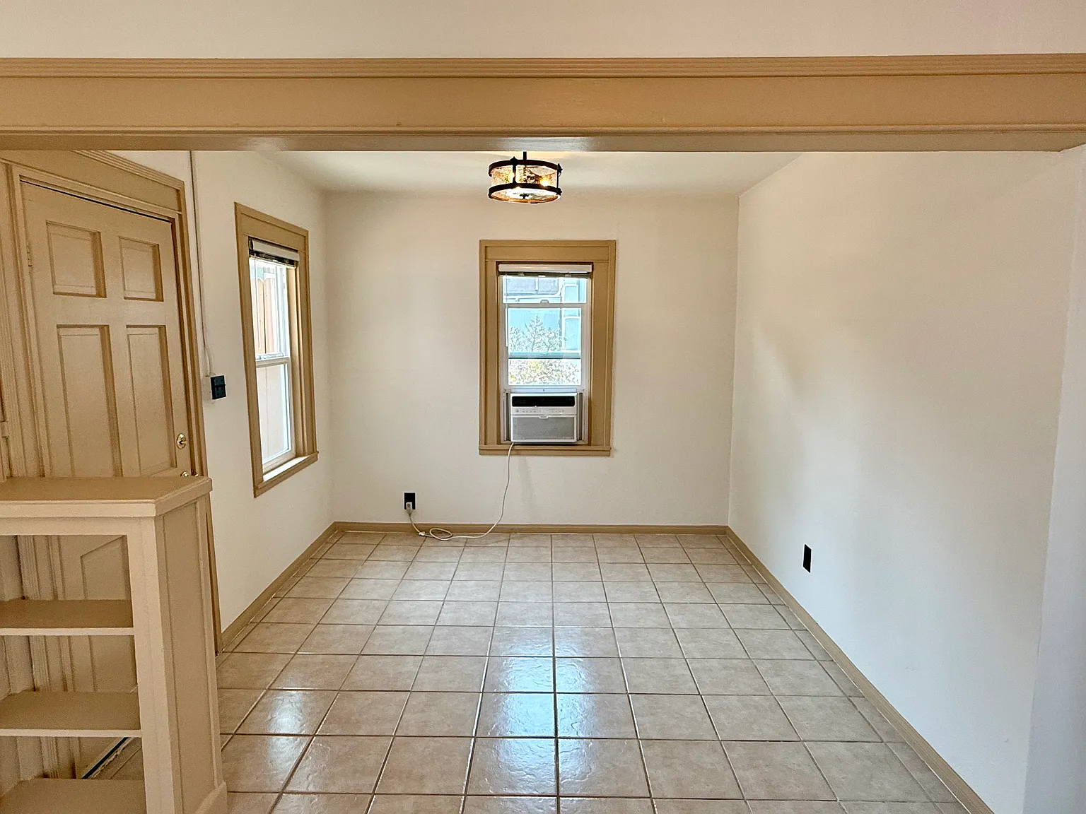 4486 Texas St — Photo 2