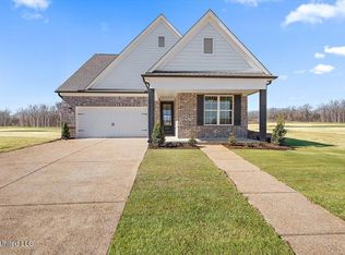 802 W Quitman Ct, Nesbit, MS 38651