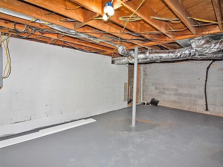 86 Regency Way SE — Photo 44