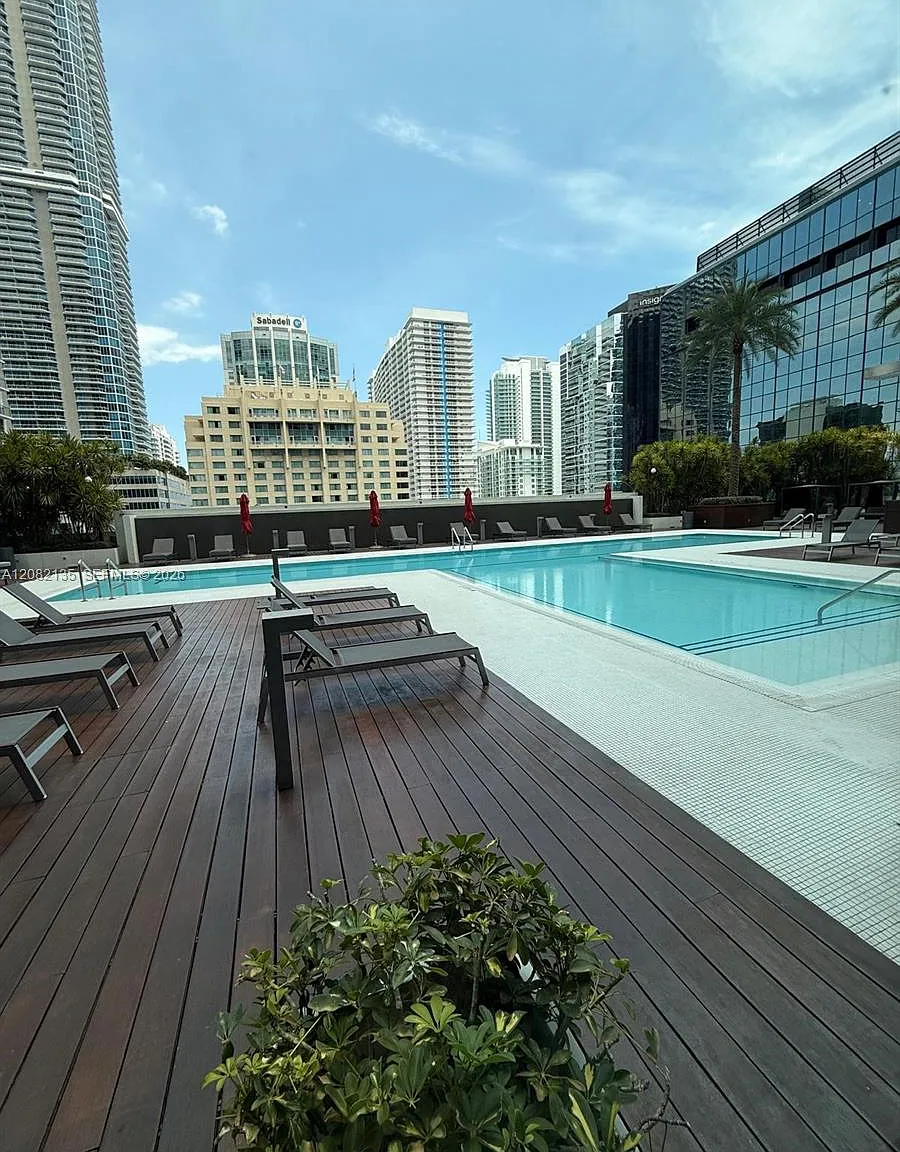 The Bondo (1080 Brickell) — Photo 3