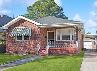 877 Pontalba St, New Orleans, LA 70124