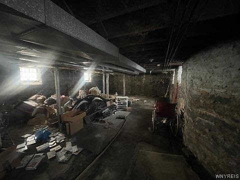 3rd image of 47 Yale Pl