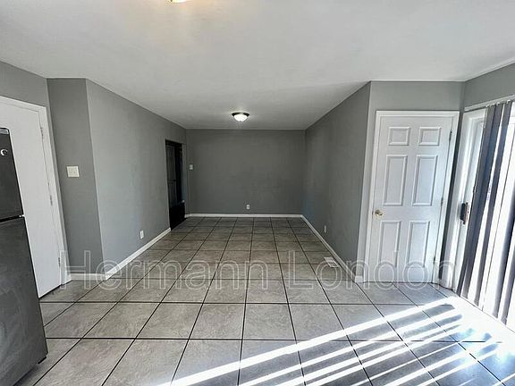 4th image of 2280 Teakwood Manor Dr