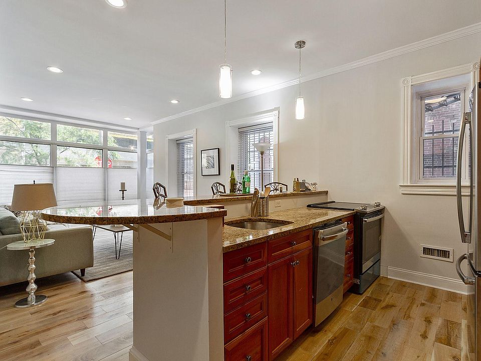1st image of 126-128 Arch St #1
