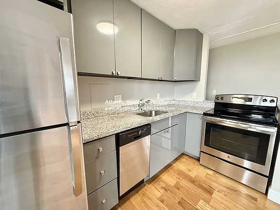 5th image of 125 Trapelo Rd APT 16