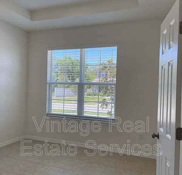 7905 Silver Clover Ct — Photo 5