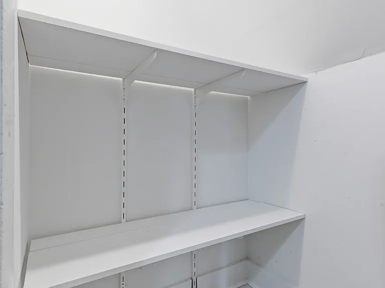 731 McPherson Dr — Photo 21