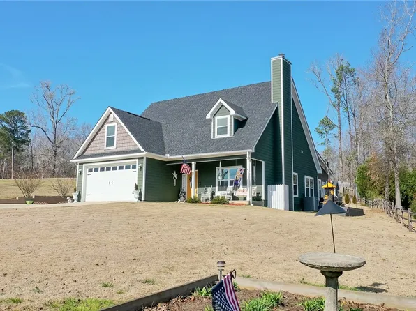 129 Lee Road 895, Valley, AL 36854