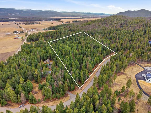 2nd image of 2250 Whitefish Ranch Rd