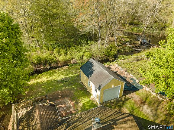 5th image of 1007 Long Cove Road