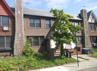 8517 68th Ave, Rego Park, NY 11374