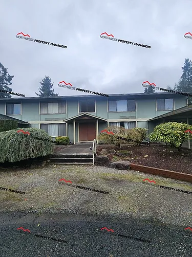 3001 Southgate Dr Photo 1