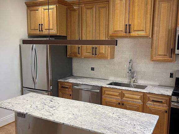 5th image of 715-721 Elmwood Ave #717-2