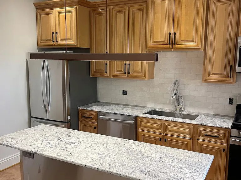 The Elmwood Village Apartments — Photo 26