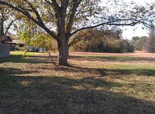 2006 Main St, Bastrop, TX 78602