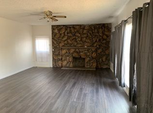943 W Grand Ave, Porterville, CA 93257