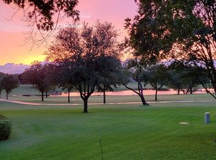 215 Oak Hill Dr, Trophy Club, TX 76262