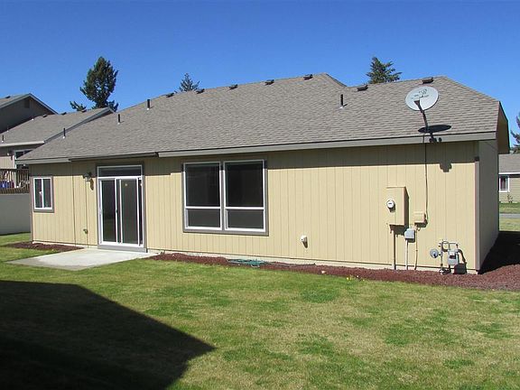 4th image of 1228 S Bolivar Ln