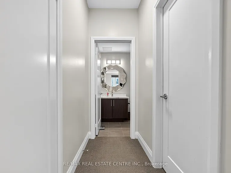 16 Concord Pl #402 — Photo 17