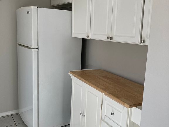 5th image of 297 Mount Vernon Ave #1