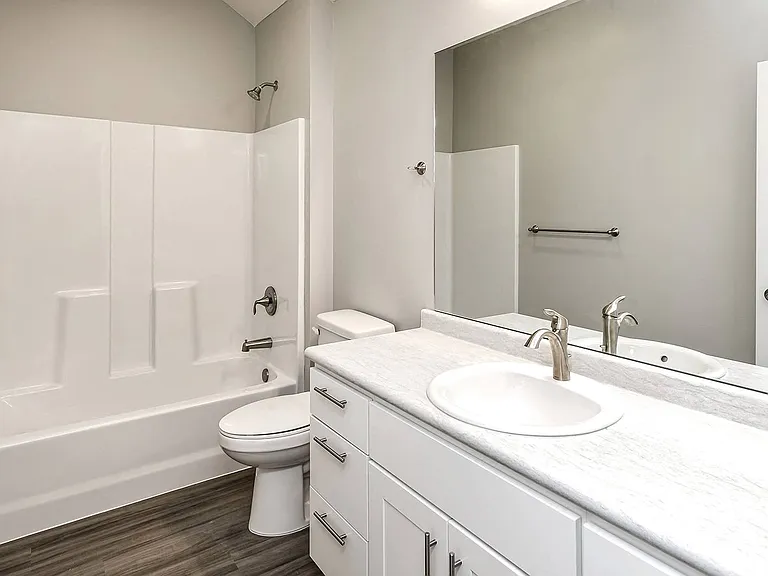 Deerfield Apartments & Chateaus — Photo 56